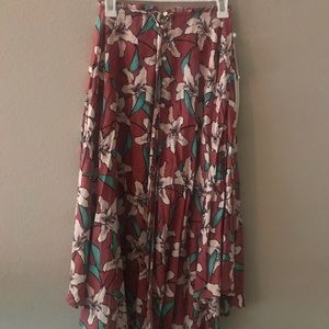 Brand newO’Neill skirt from Lulus